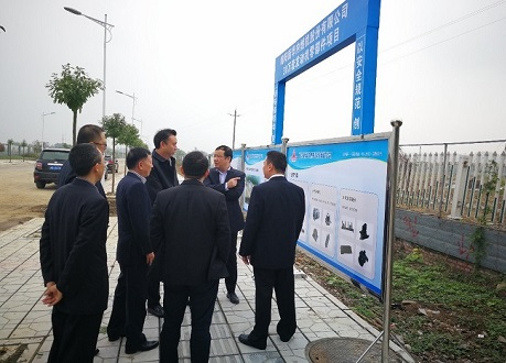 五粮液集团董事长李曙光到公司考察